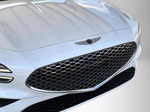 Used 2025 Genesis G70 2.5T AWD/4WD image 32
