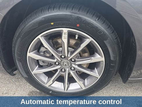 Used 2020 Acura TLX image 10