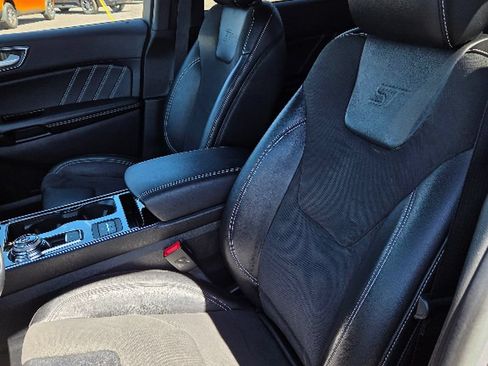 Used 2020 Ford Edge ST w/ Equipment Group 401A AWD/4WD image 17