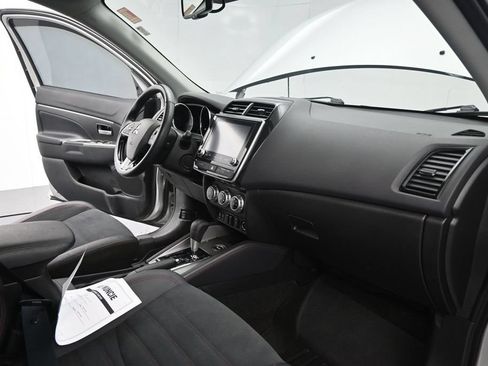 Used 2024 Mitsubishi Outlander Sport SE AWD/4WD image 21