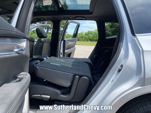Used 2024 Cadillac XT6 Luxury w/ LPO, Floor Liner Package FWD image 42