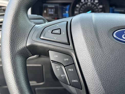 Used 2024 Ford Edge SE image 29