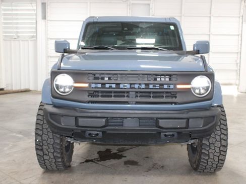 Used 2023 Ford Bronco 4-Door AWD/4WD image 3