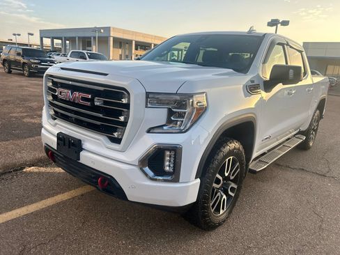 Used 2020 GMC Sierra 1500 AT4 w/ AT4 Premium Package AWD/4WD image 7