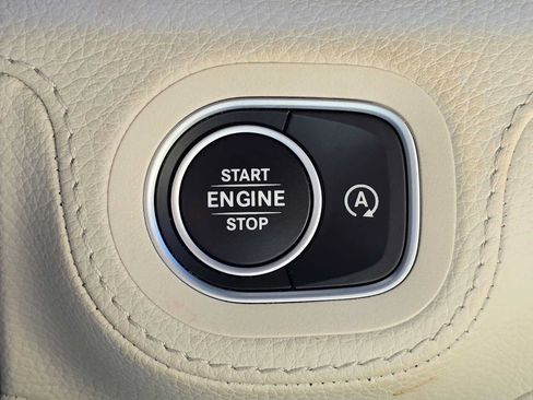 Used 2024 Mercedes-Benz GLE 53 AMG 4MATIC Coupe image 35