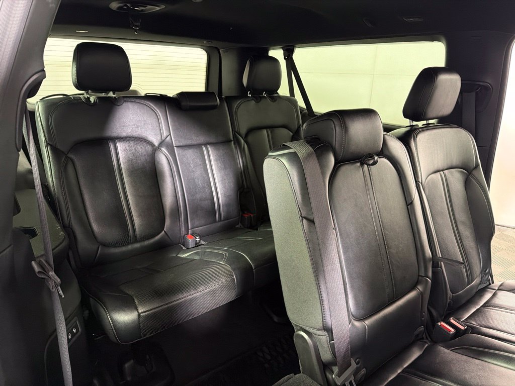 Used 2024 Jeep Wagoneer L Series III w/ Flexible Seating Group AWD/4WD image 22