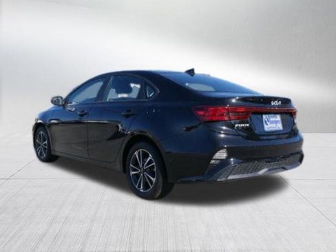 Used 2024 Kia Forte LXS image 5