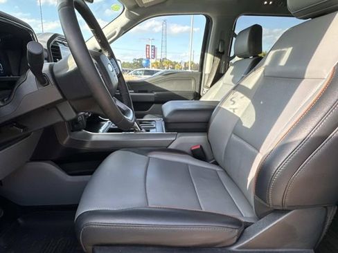 Used 2025 Ford F150 Lariat w/ Equipment Group 501A Mid image 11