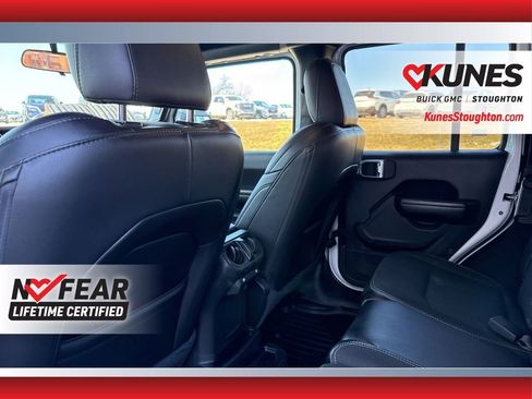 Used 2020 Jeep Wrangler Unlimited Sport image 41