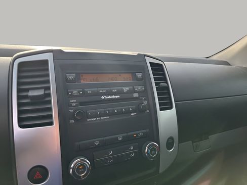 Used 2012 Nissan Xterra PRO-4X w/ Pro-4x Leather Pkg image 33