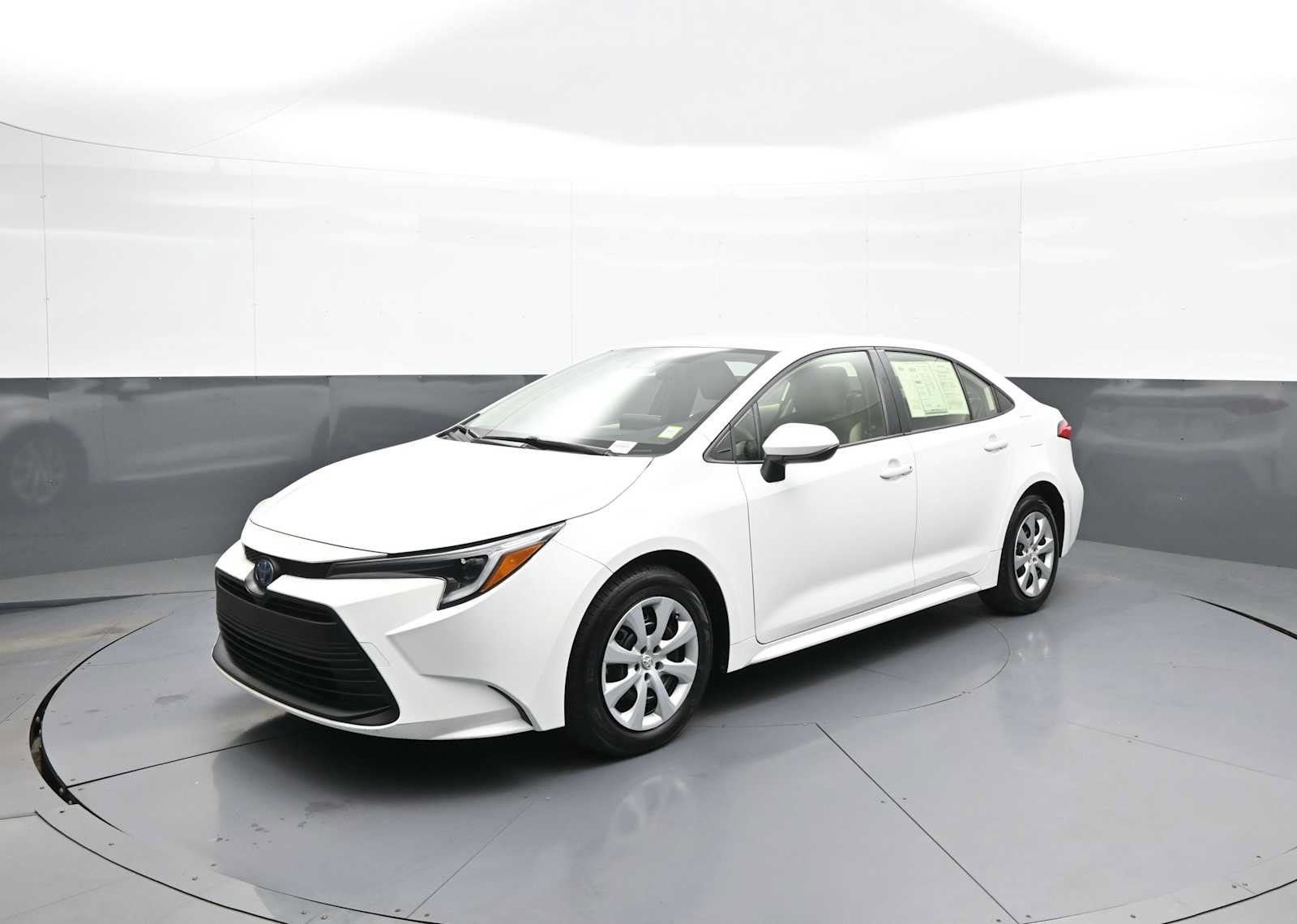Used 2023 Toyota Corolla LE FWD image 10