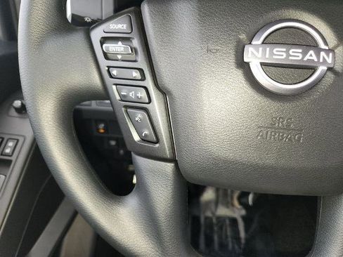Certified 2025 Nissan Frontier SV RWD image 23
