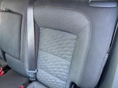 Used 2019 Chevrolet Equinox LT image 50