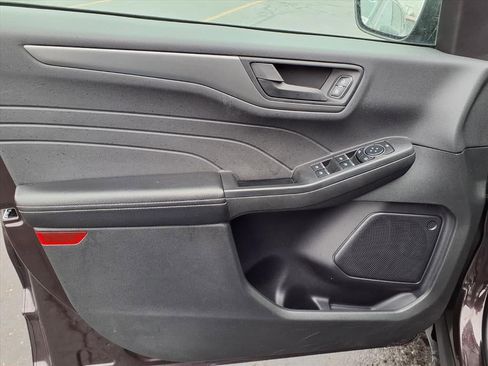 Used 2023 Ford Escape Active image 12