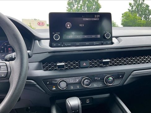 Used 2023 Honda Accord EX image 36