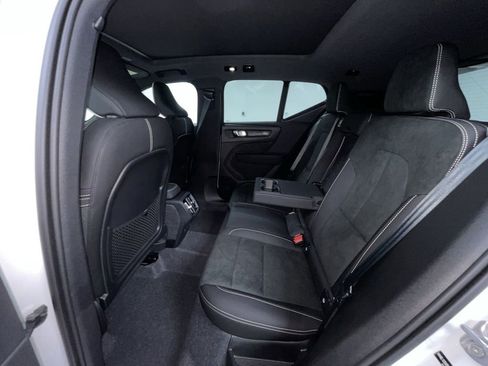 New 2026 Volvo XC40 B5 Ultra w/ Protection Package Premier image 5