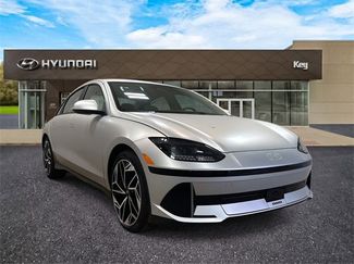 New 2025 Hyundai Ioniq 6 SEL video 2