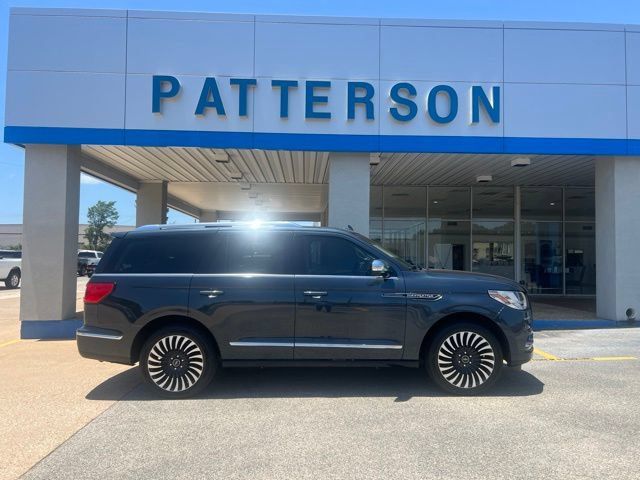 Used 2021 Lincoln Navigator Black Label AWD/4WD image 1