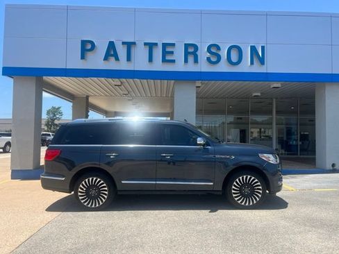 Used 2021 Lincoln Navigator Black Label AWD/4WD image 1