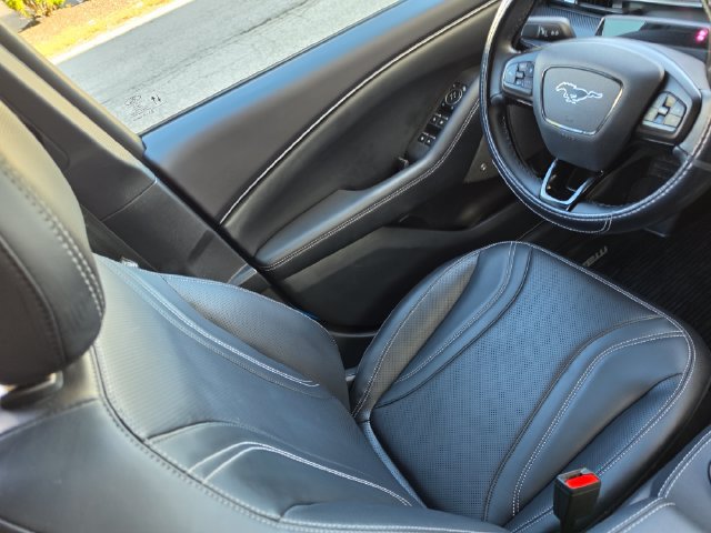 Used 2022 Ford Mustang Mach-E Premium RWD image 32