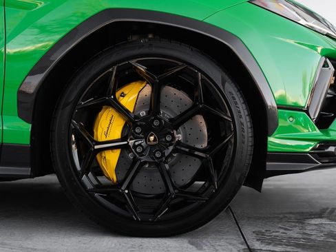 Used 2024 Lamborghini Urus Performante image 4