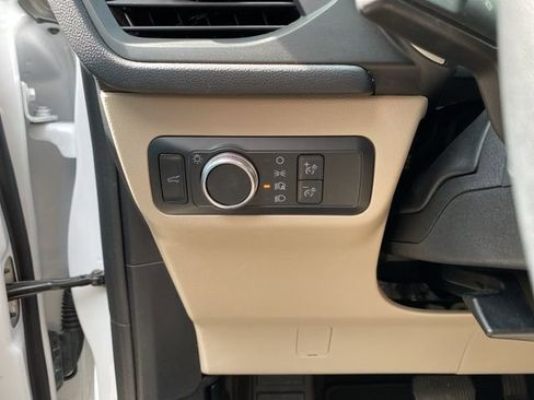 Used 2021 Ford Escape SE w/ Convenience Package FWD image 13
