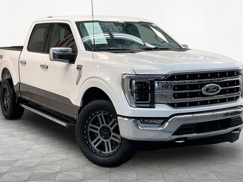 Used 2021 Ford F150 Lariat w/ Equipment Group 502A High AWD/4WD image 3