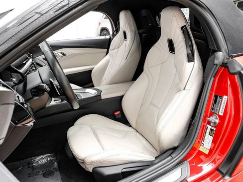 Used 2019 BMW Z4 sDrive30i w/ M Sport Package image 28