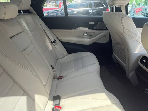 Used 2024 Mercedes-Benz GLE 450e 4MATIC image 9