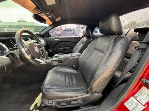 Used 2011 Ford Mustang Premium w/ 202A Rapid Spec Order Code RWD image 8