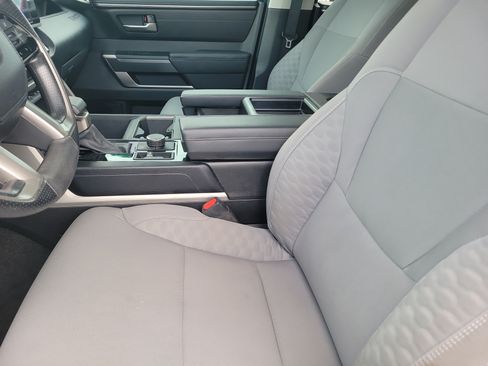 Used 2024 Toyota Tundra SR5 w/ SR5 Convenience Package AWD/4WD image 18