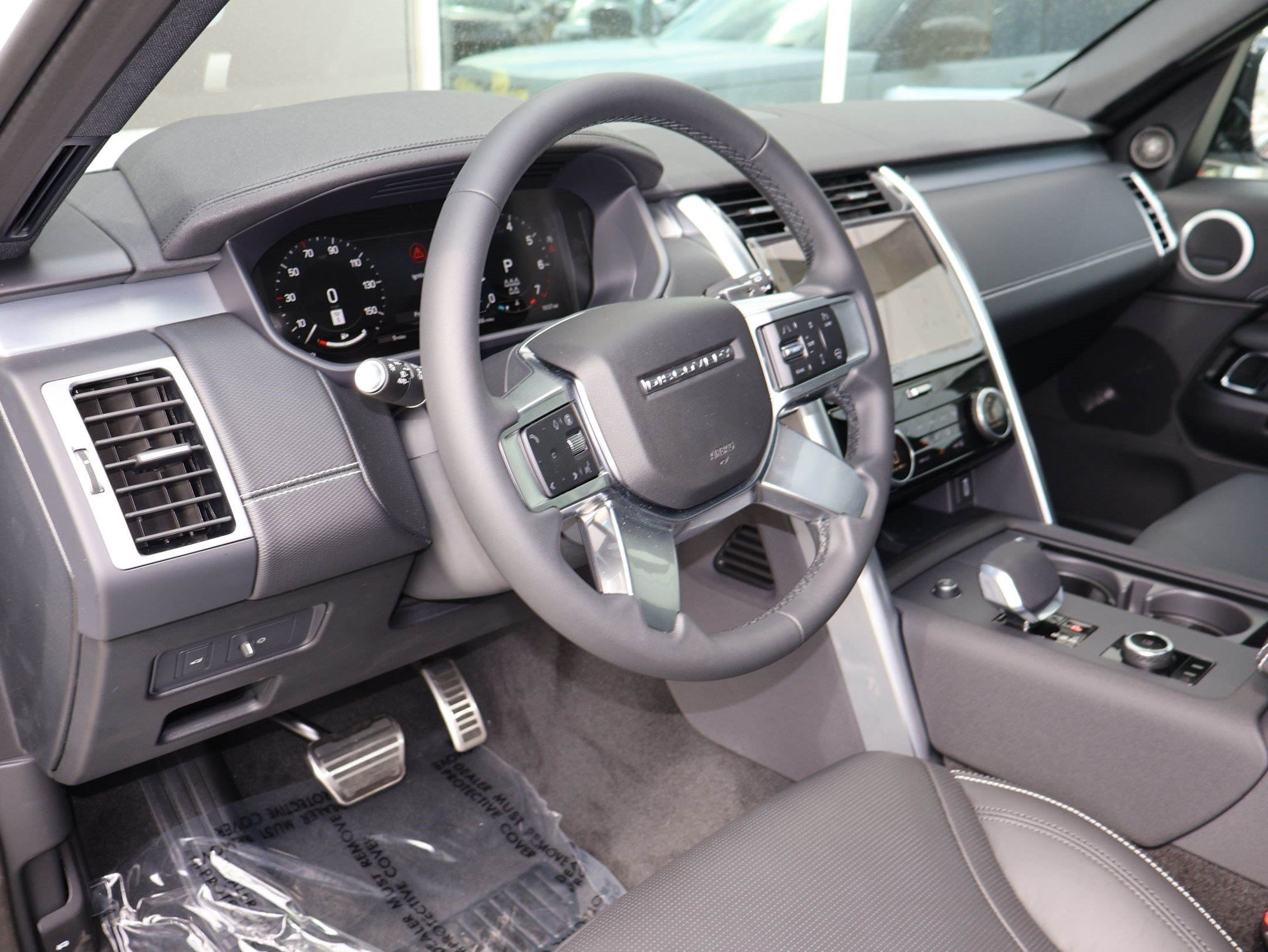 New 2026 Land Rover Discovery Dynamic SE AWD/4WD image 12