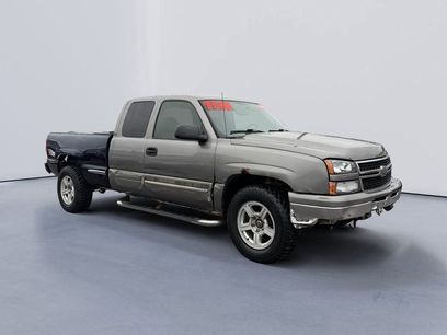 Used 2006 Chevrolet Silverado 1500 LT w/ Light Duty Power Package