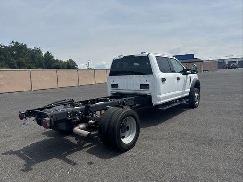Certified 2022 Ford F550 2WD Crew Cab Super Duty image 5