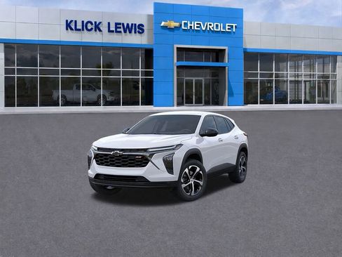 New 2026 Chevrolet Trax RS w/ Driver Confidence Package image 8