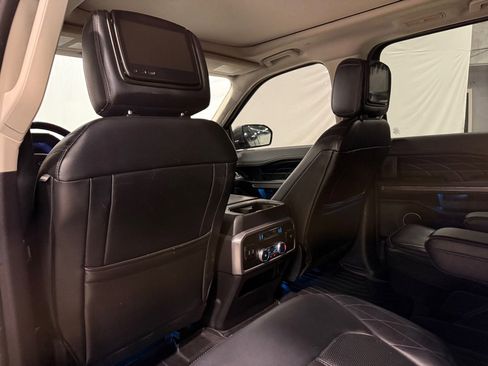 Used 2018 Ford Expedition Max Platinum image 19