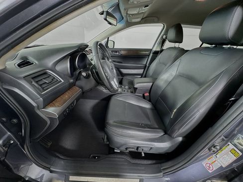 Used 2016 Subaru Outback 3.6R Limited AWD/4WD image 21