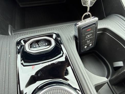 New 2026 Jeep Cherokee Limited AWD/4WD image 28