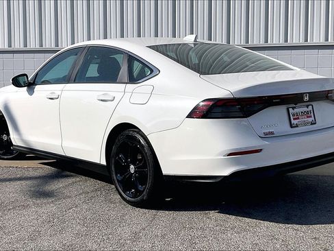 Used 2024 Honda Accord LX image 15
