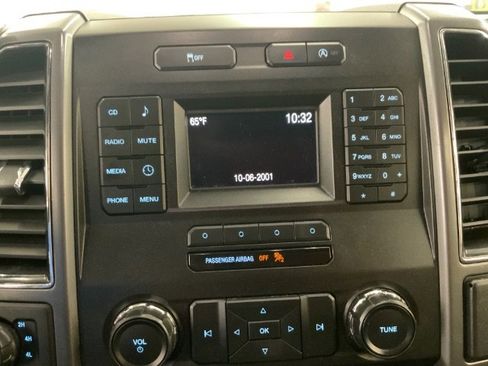 Used 2017 Ford F150 XLT image 17