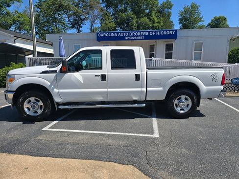 Used 2015 Ford F250 XLT w/ XLT Value Package AWD/4WD image 3