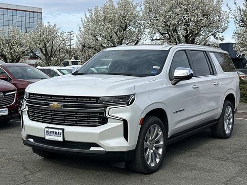 Certified 2022 Chevrolet Suburban Premier AWD/4WD image 5