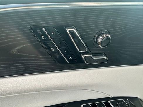 Used 2024 Cadillac Lyriq Luxury AWD/4WD image 25