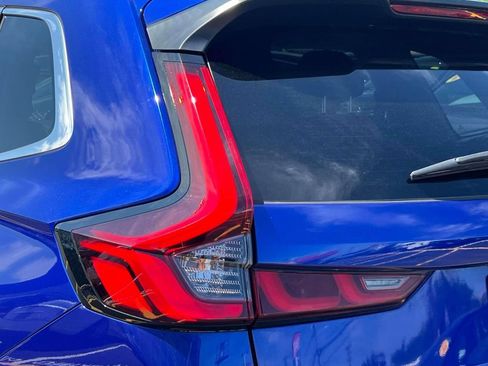 Used 2024 Honda CR-V EX-L image 9