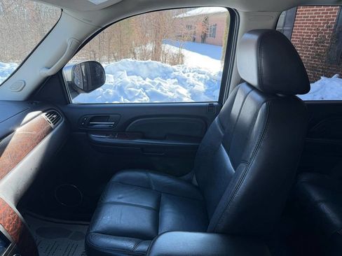 Used 2008 GMC Yukon Denali image 17