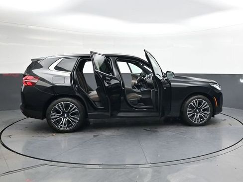 Used 2025 BMW X3 xDrive30i w/ Premium Package image 35