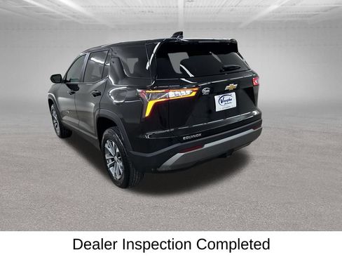 Used 2025 Chevrolet Equinox LT FWD image 9