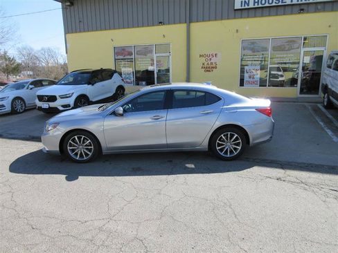 Used 2020 Acura TLX image 2
