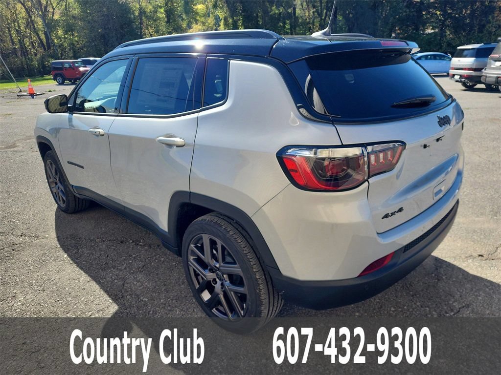 New 2025 Jeep Compass Limited w/ Sun & Sound Group AWD/4WD image 6