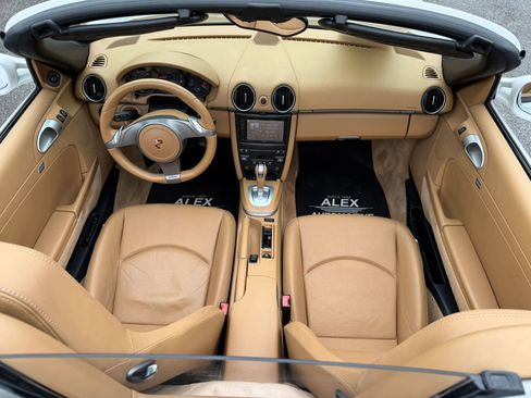 Used 2010 Porsche Boxster RWD image 30